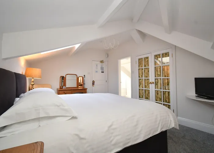 Tenby House