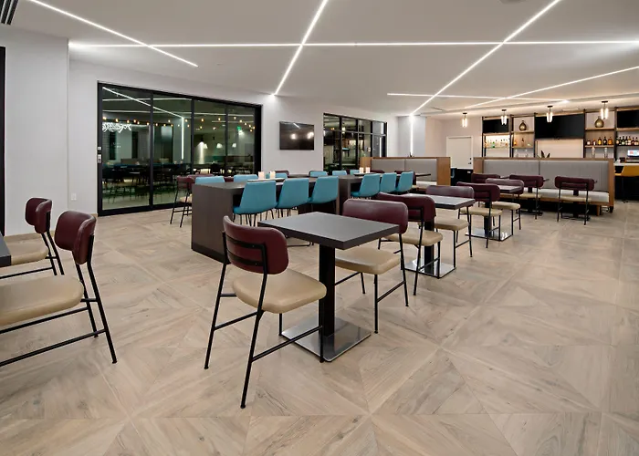 Springhill Suites By Marriott Valencia