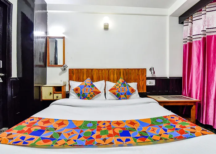 FabHotel Park View I