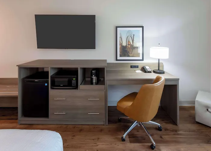Grandstay Hotel & Suites Johnston-Des Moines, Ia