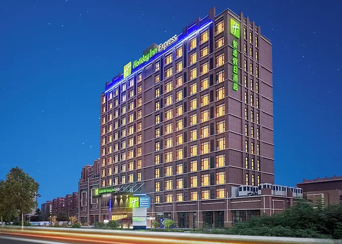 Holiday Inn Express Qingdao Hongdao Station By Ihg - Qingdao International Airport