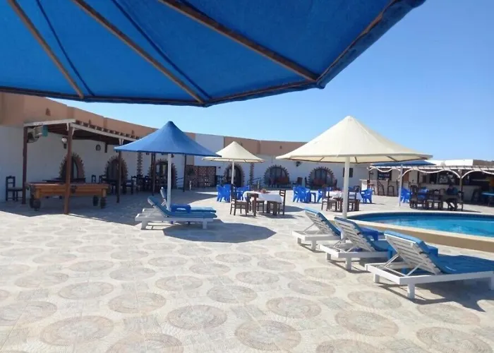 Dolphin Continental Hotel