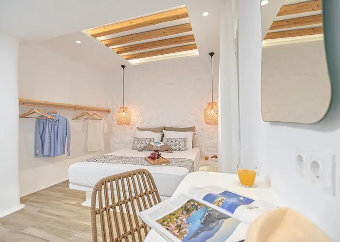 Naxian Spirit Inn