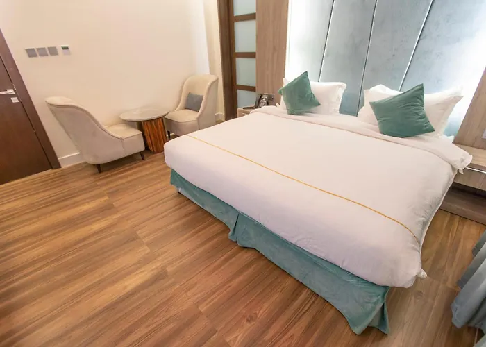 Luxury Night Al Munsiyah