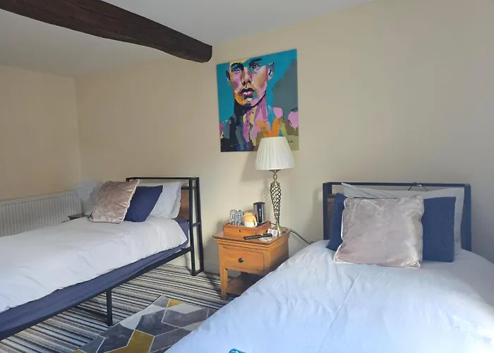 Family Room 2 - The Unicorn Hotel