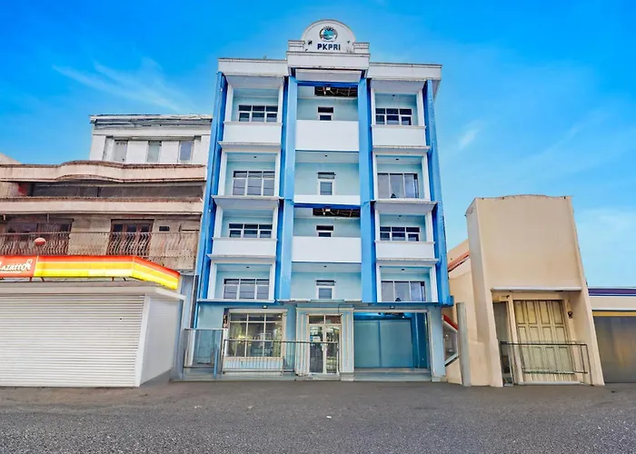Oyo 94802 Hotel Prima
