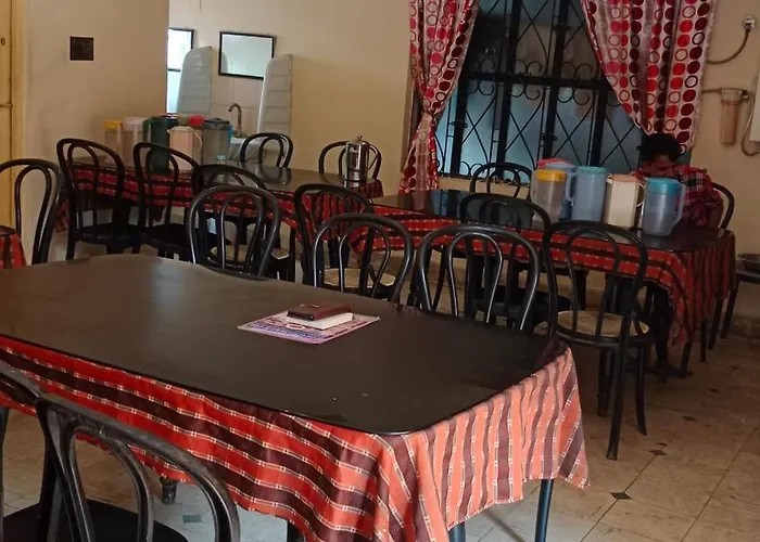 Hotel Santiniketan