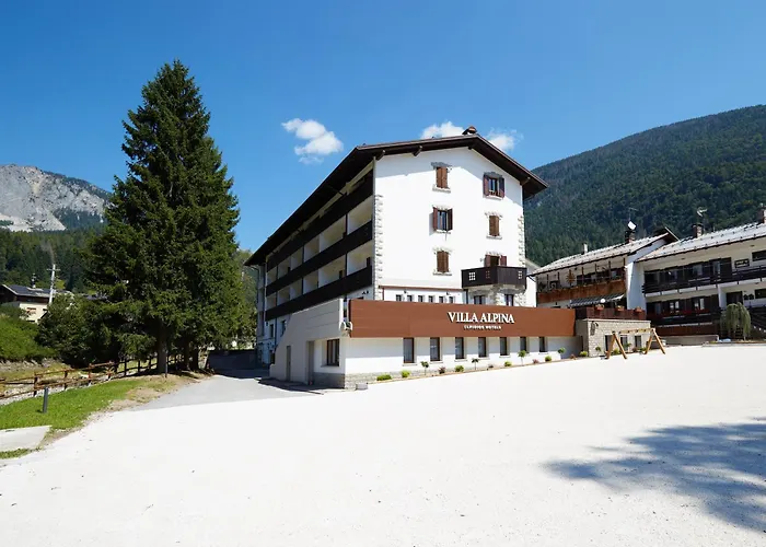 Villa Alpina Hotel
