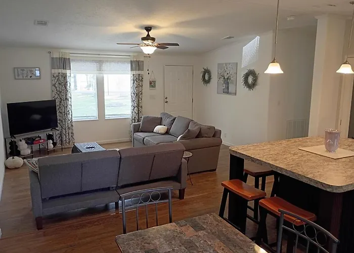 3 Bed 2 Bath Inverness Home - Close To All The Springs & Rivers - Pet Friendly