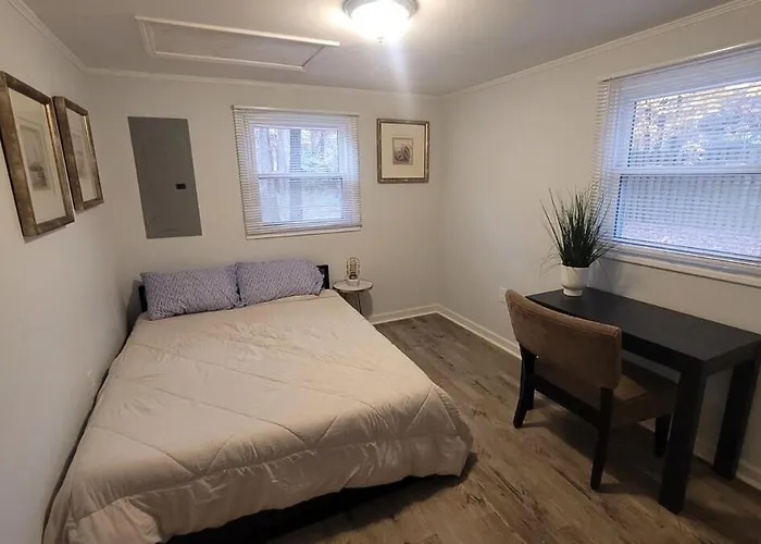 Family-Friendly 3-Bedroom Escape With Boat Or Rv Parking