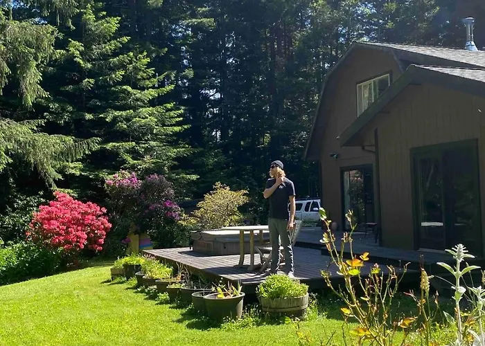 Trinidad Artist And Healing Retreat With Hot Tub