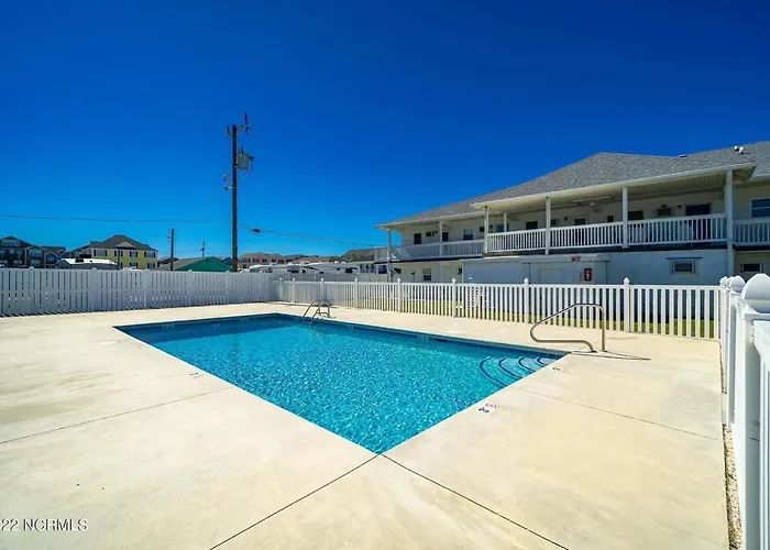 Renovated Retreat King Bed & Beachside Comfort