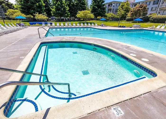 Waterfront Apartment Minutes To San Francisco