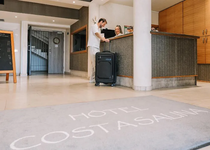 Hotel Costa Salina