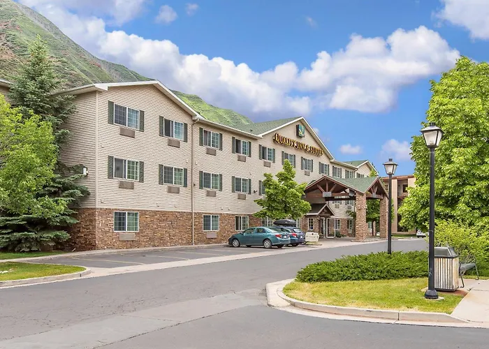 Quality Inn & Suites On The River