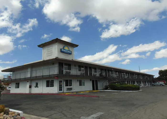 Days Inn By Wyndham Victorville - Hesperia I-15 Palmdale Road