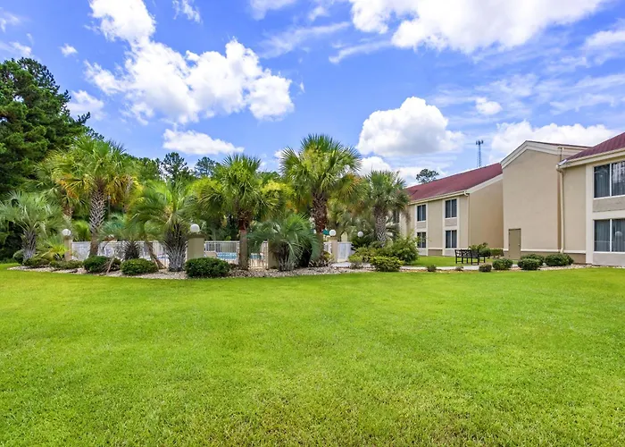 Comfort Inn & Suites Walterboro I-95