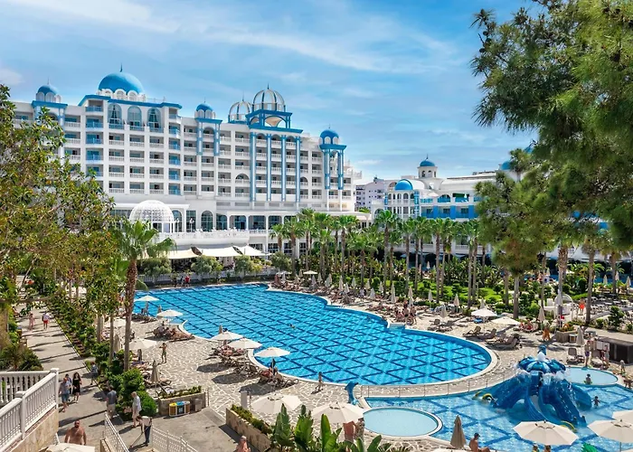Rubi Platinum Spa Resort & Suites