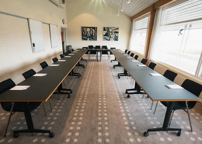 Strandhotel Klinten ApS