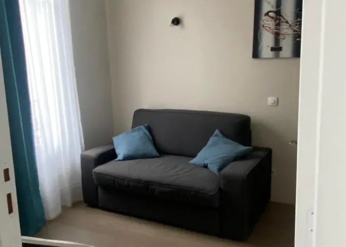 Logis Hotel - Le Petit Bellon