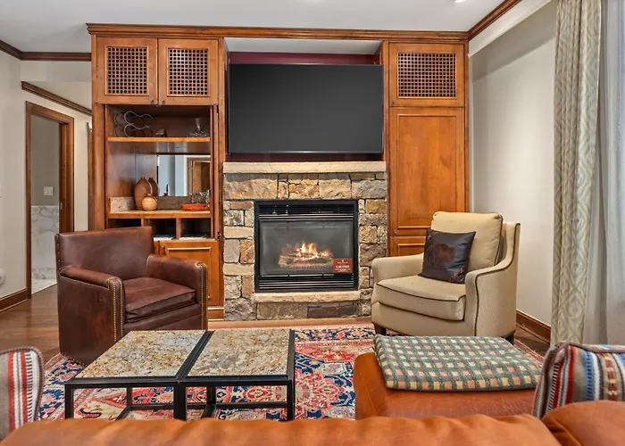 The Ritz-Carlton Club, Two-Bedroom Residence Float 2, Ski-In & Ski-Out Resort In Aspen Highlands