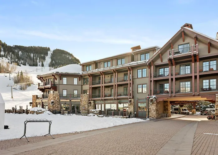 The Ritz-Carlton Club, Two-Bedroom Residence Float 2, Ski-In & Ski-Out Resort In Aspen Highlands