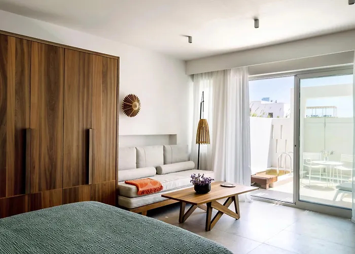 Alero Seaside Skyros Resort