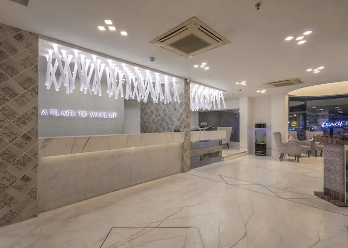 De Glance Hotel, Near Surat Railway Station