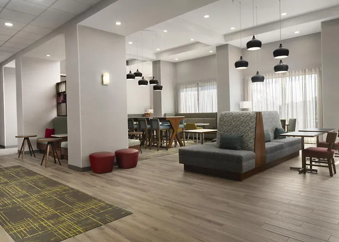 Hampton Inn & Suites Somerset