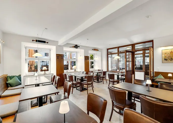 Artistique Hotel