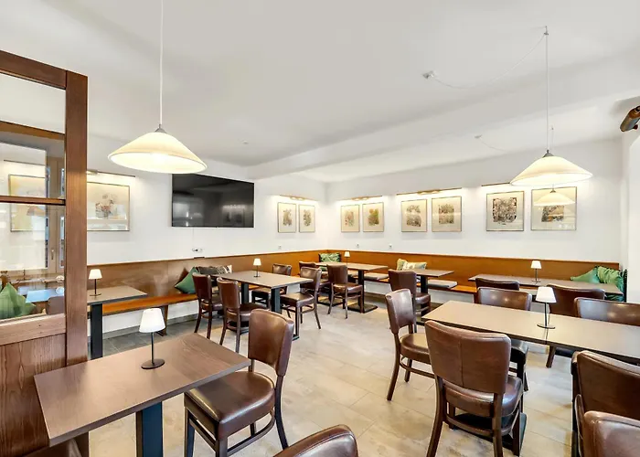 Artistique Hotel