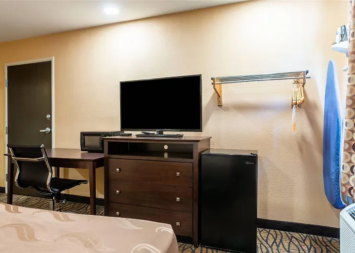 Quality Inn Lees Summit - Kansas City