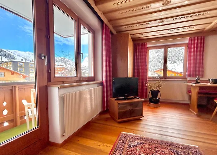 Haus Wallis by stayFritz - Ski-In Ski-Out Zimmer 'garni' am Arlberg