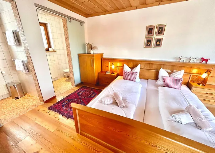 Haus Wallis by stayFritz - Ski-In Ski-Out Zimmer 'garni' am Arlberg