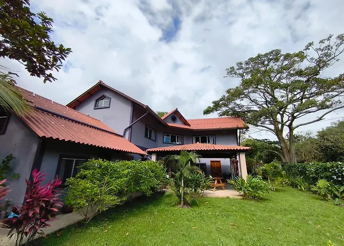 Casa Morada