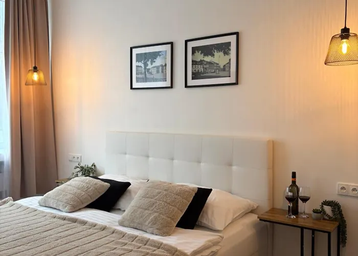Morava Apartman 7 Manzelska Postel A Postel Pro 3 Osobu, Parkovani Zdarma Safarikova 855 Uherske Hradiste