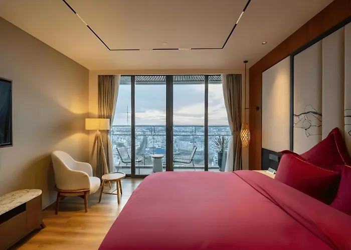 Central Plaza Hotel - My Tho