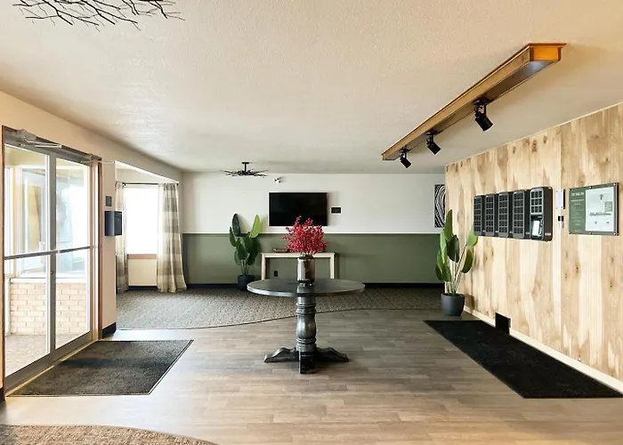 The Trail Inn - Slayton, Mn - Hwy 59