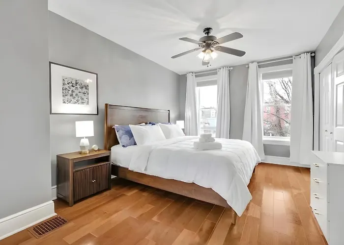 Downtown Lancaster Luxury 4Br - Garage & Parking