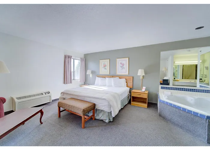 Capital O Amerihost Inn And Suites Fulton Hwy 54 Mo