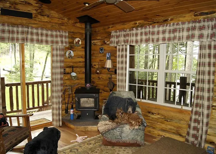 Creekside Log Cabin Rental With Kayaks In Saugerties, New York
