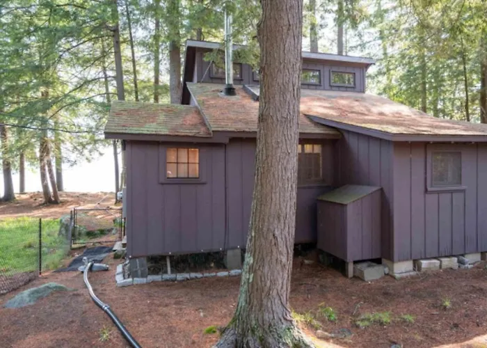 Bear Island Escape, Lake Views, Dock