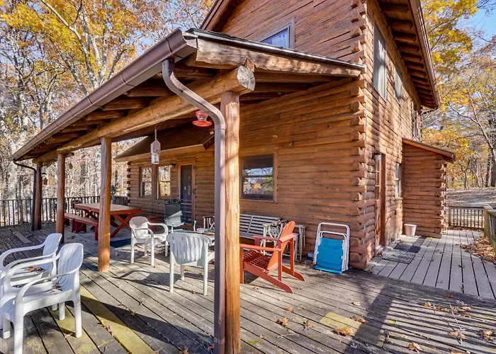 On-Site Trails, Pond! Rustic Harpers Ferry Cabin