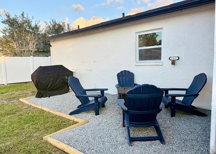 Soluna-Fully Fenced Home With Private Pool