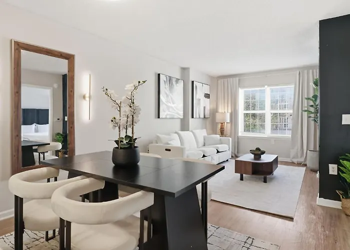 North Bethesda - Luxe Apartment