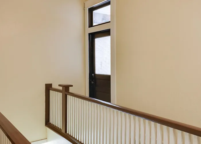 Pet-Friendly Studio In Historic Dtwn Marshall!