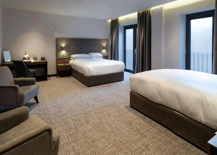 Doubletree By Hilton Belfast City Ten Square