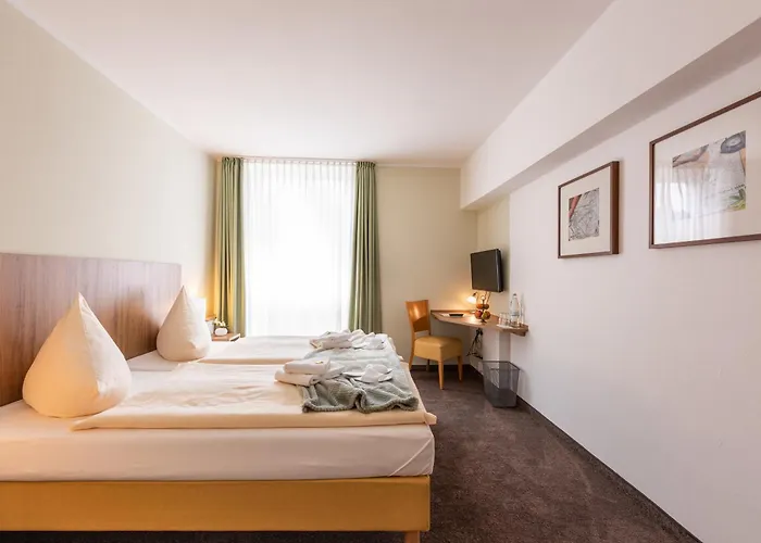 Hotel Nibelungen Hof