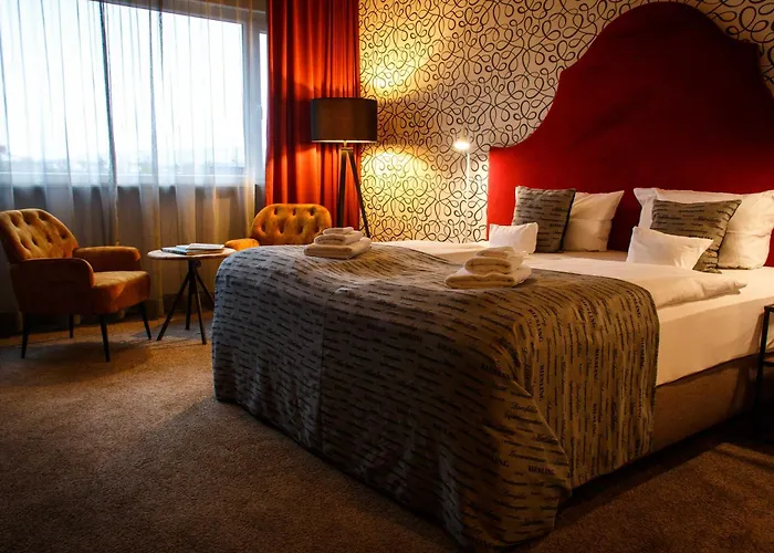 Naegler'S Fine Lounge Hotel
