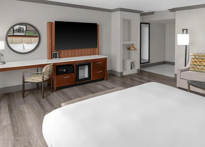 Doubletree By Hilton New Orleans
